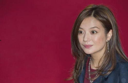 娱乐吃瓜女明星背景,那些背景神秘的吃瓜女明星